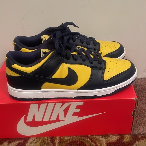 Nike Dunk Low “Michigan” Size 10 - Picture 2 of 3